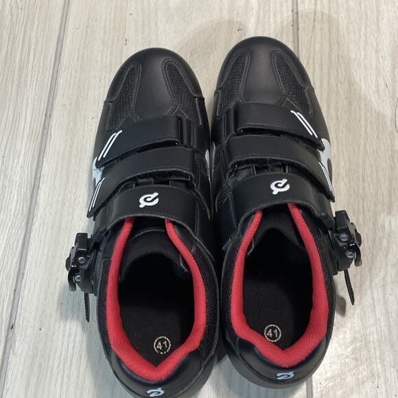 Peloton Black Athletic Cycling Shoes with Velcro Straps - Picture 10 of 11